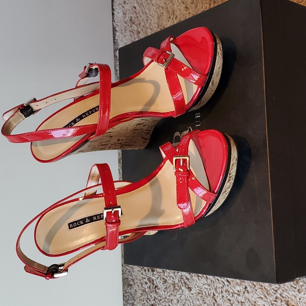 Vintage Rock and Republic wedge heel Red Patent never worn Made in Italy NWOT